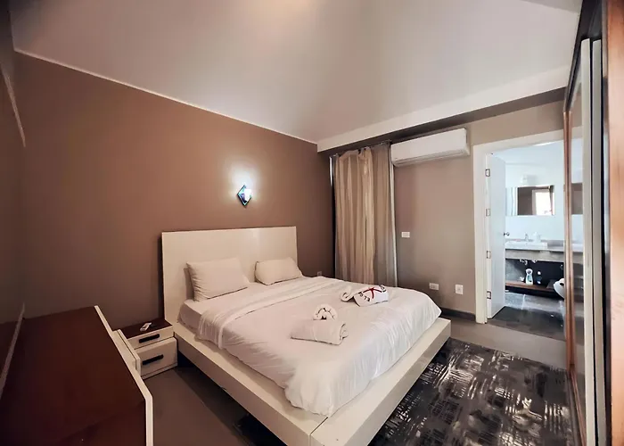 Two Bedroom With Private Pool